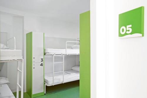 Ένα μπάνιο στο Sant Jordi Hostels Gracia