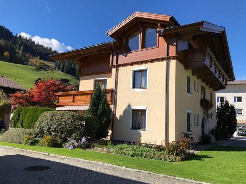 Fotografia z galérie ubytovania Haus Brunhilde v destinácii Dorfgastein