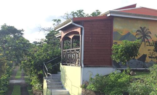 Jardín al aire libre en Gîtes de Checheti