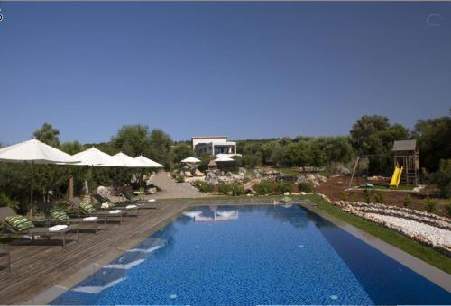 Bazén v ubytování Villa Del Mar nebo v jeho okolí