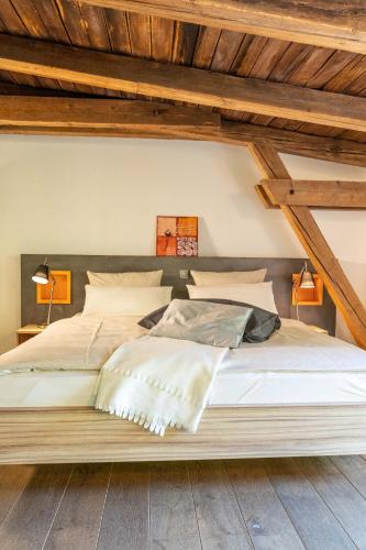 Ένα ή περισσότερα κρεβάτια σε δωμάτιο στο Hotel zur Kloster-Mühle