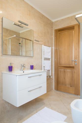 Villa Lumare - 100m from the sea