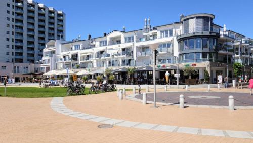 ペルツァーハケンにあるVilla Meeresrauschen, Ostseeperleの大きな建物