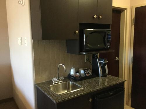 Ramada by Wyndham Brooks – Photos 4