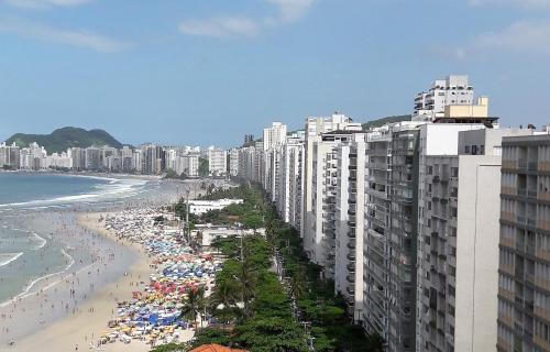 Pitangueiras 3 suítes com vista para o mar