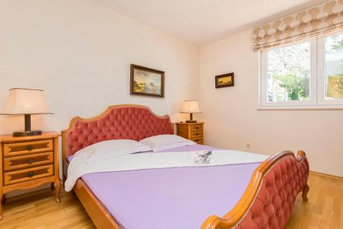 Postel nebo postele na pokoji v ubytování Apartments Luxury view