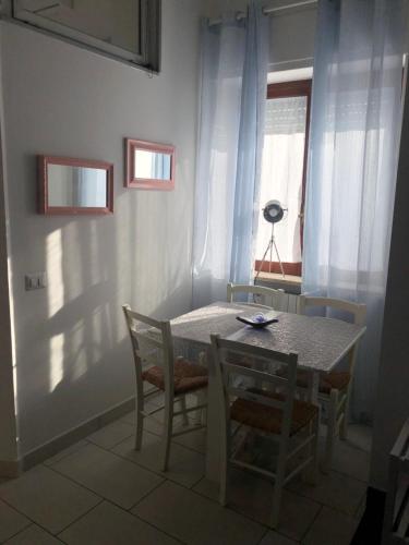 Zdjęcie z galerii obiektu Maison Nanà w mieście Neapol