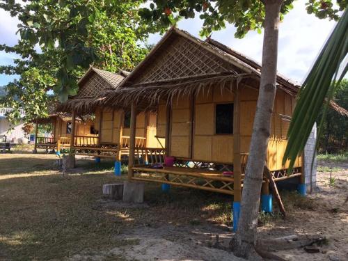 Zahrada ubytování Koh Phaluai Beach Bangalow