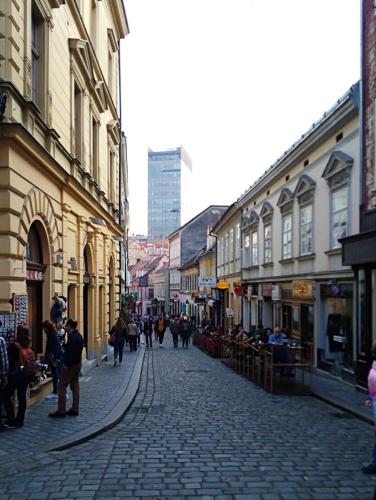 CENTER 23 - Old Town
