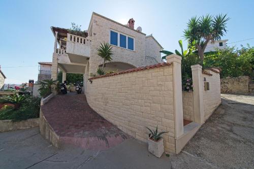 Foto dalla galleria di Lovely apartment Silvana a Postira (Postire)