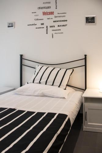 Letto o letti in una camera di Eden guest house
