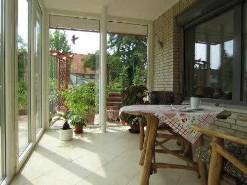 Κήπος έξω από το Apartment Freynik