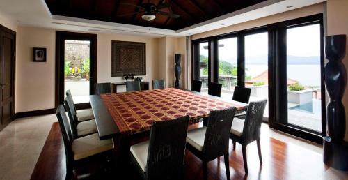 Imagen de la galería de Trisara Villas & Residences Phuket, en Nai Thon Beach