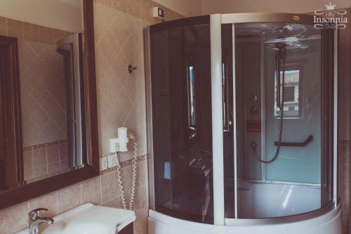 Ett badrum på Hotel Insonnia