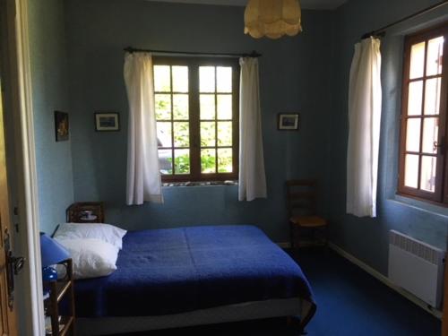 A bed or beds in a room at La Mayzou del prat