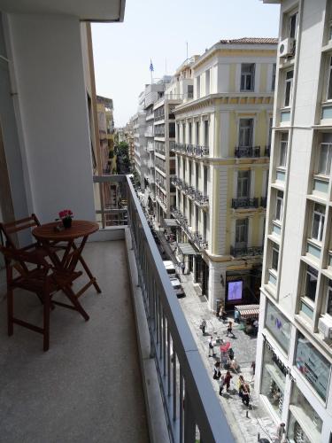 Syntagma-Ermou Apartment