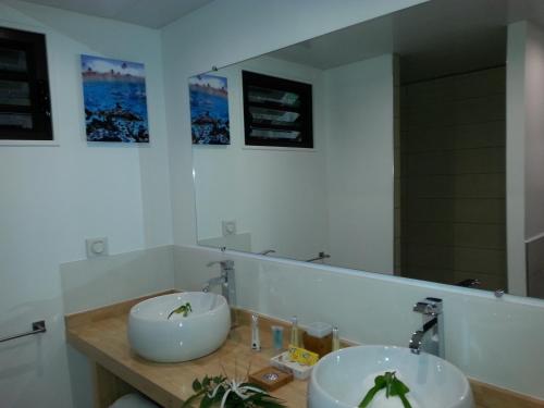 Un baño de Hotel Hibiscus