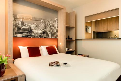 Krevet ili kreveti u jedinici u objektu Aparthotel Adagio Liverpool City Centre