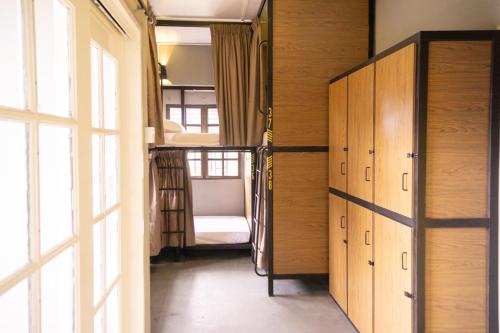 Traveller Bunker Hostel 1にあるベッド