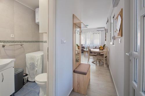 Ένα μπάνιο στο Apartment Kotor Bay