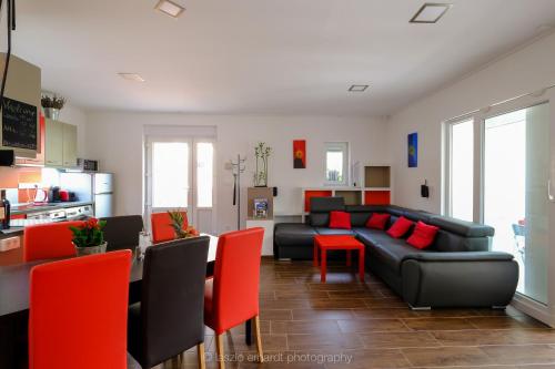 Posezení v ubytování Ciprus Porta Apartmanok
