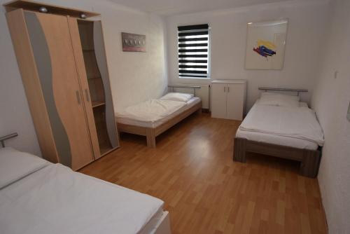 AB Apartment Objekt 114房間的床