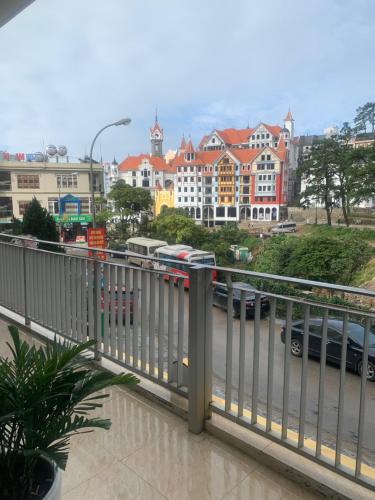 El edificio en el que está el hotel