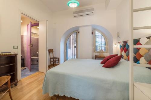 GuestHost - Monti Artistic Flat