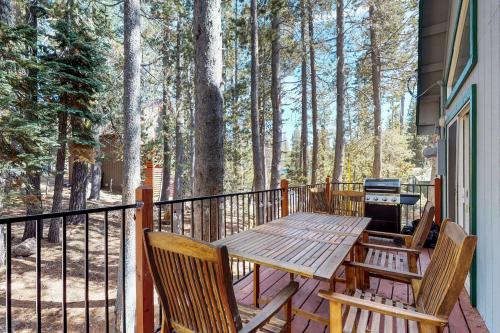 Captain's Cabin – Photos 3