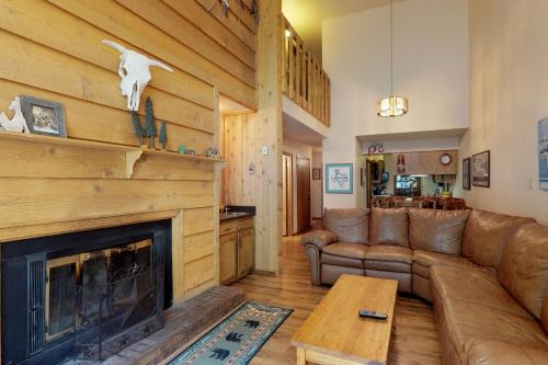 Gold Creek 304 – Photos 3