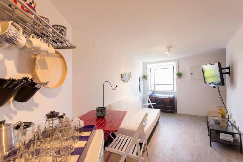 River View Apartment in Castelo Historic Lisbon One Bedroom