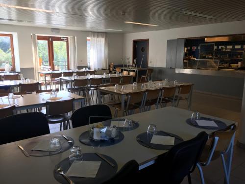 Restaurant o un lloc per menjar a Fermes du Bonheur