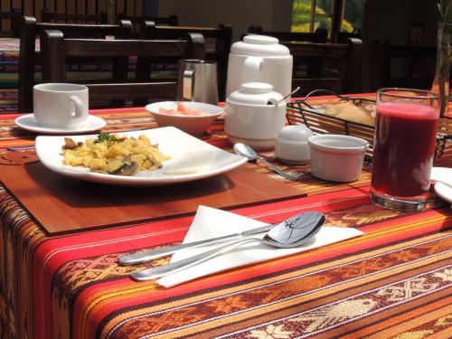 Jídlo v hotelu nebo okolí