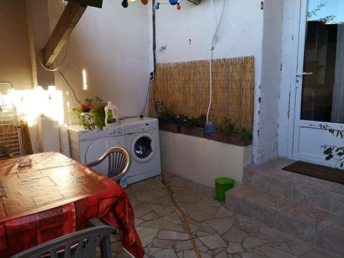Billede fra billedgalleriet på Mini Studio de 13 m2 avec terrasse 15 mn centre Nimes i Nîmes