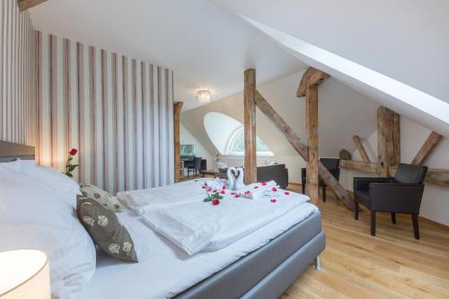 Posteľ alebo postele v izbe v ubytovaní Wellness & Spa hotel Villa Regenhart