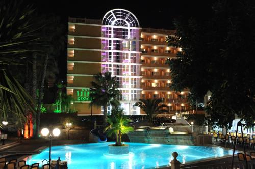 Hotel Tropic