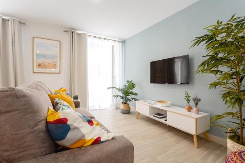 Nueva ALMUDENA Apartment by Cadiz4Rentals