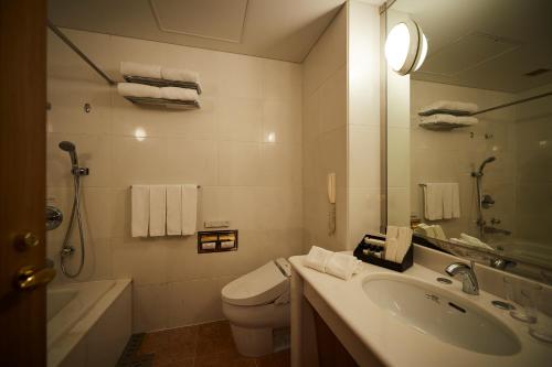 Salle de bains dans l'établissement Tobu Hotel Levant Tokyo