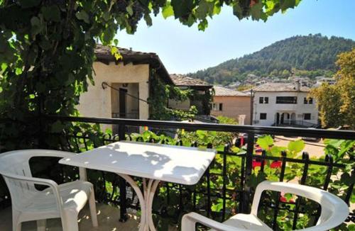 Galeriebild der Unterkunft Chrissafis Hotel in Panagia