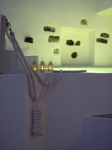 Irida - Santorini photo 3
