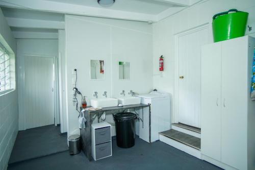 Vonios kambarys apgyvendinimo įstaigoje Mahaanui Quarters Farmstay