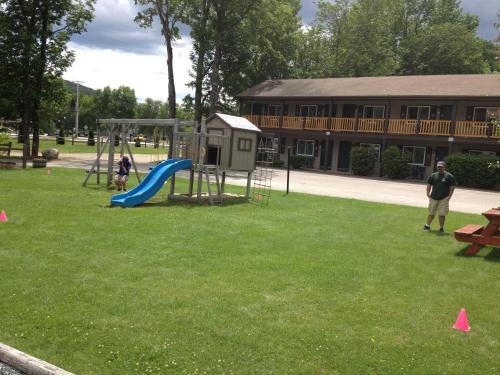 Kancamagus Lodge