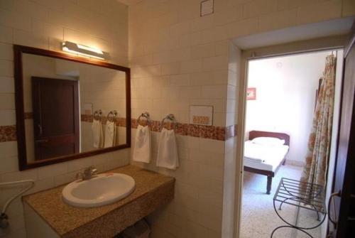Et badeværelse på Thar Exotica Spa & Resort