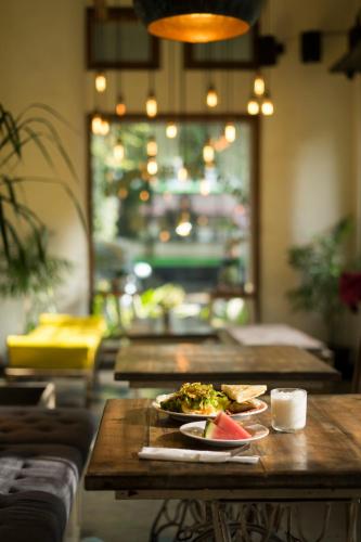 Mad på hotellet eller i nærheden