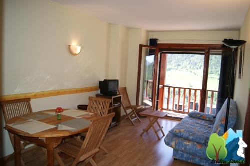 Dining area sa apartment