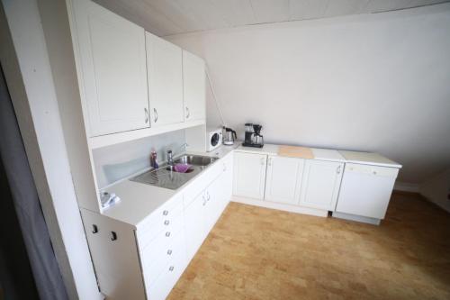 Dapur atau dapur kecil di BraMy Apartments The LUX View