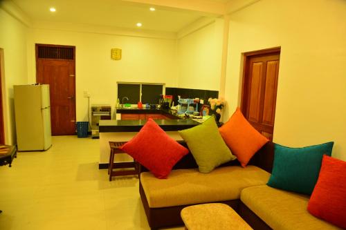 Ruang duduk di Villa Wanderlust