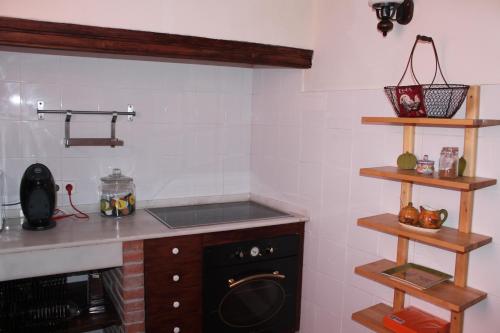 Dapur atau dapur kecil di Old Navy House