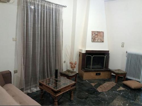 Kép Comfortable 4th fl flat ideal for up to 8 people szállásáról Pírgoszban a galériában