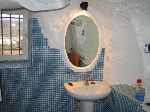 Casa Cueva Loperaにあるバスルーム